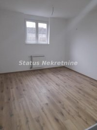 Nekretnina: Petrovaradin-Useljiv Jednoiposoban stan 33 m2 u Suterenu na Top Lokaciji--065/385 8880