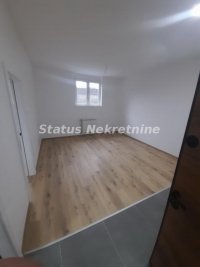 Nekretnina: Petrovaradin-Useljiv Jednoiposoban stan 33 m2 u Suterenu na Top Lokaciji--065/385 8880