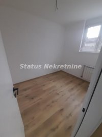 Nekretnina: Petrovaradin-Useljiv Jednoiposoban stan 33 m2 u Suterenu na Top Lokaciji--065/385 8880