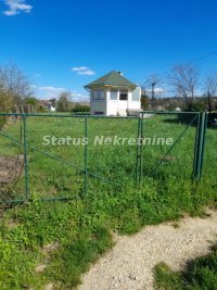 Nekretnina: Sremska Kamenica-Bocke-Najlepši ravan Građevinski Plac 532 m2 u Zelenoj Oazi sa pogledom na grad-065