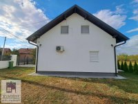 Nekretnina: Kuća 140 m2 , 5 ari, Obrenovac, Belo Polje