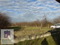 Nekretnina: Plantaža jabuka sa nedovršenom kućom 30 m², 21 ar, Obrenovac, Rvati- 65 000 €