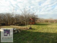 Nekretnina: Plantaža jabuka sa nedovršenom kućom 30 m², 21 ar, Obrenovac, Rvati- 65 000 €