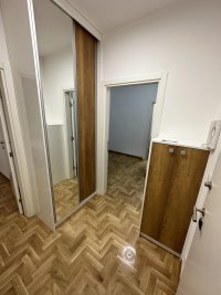 Nekretnina: Beograd, Novi Beograd, 1200€, 80 m2