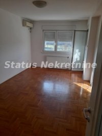 Nekretnina: Bulevar Evrope-Odmah Useljiv Dvosoban stan 47 m2 sa Lepom Terasom-065/385 8880