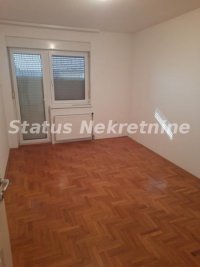 Nekretnina: Bulevar Evrope-Odmah Useljiv Dvosoban stan 47 m2 sa Lepom Terasom-065/385 8880