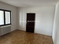 Nekretnina: Salajka-Uknjižen Veliki Troiposoban stan 111 m2-065/385 8880