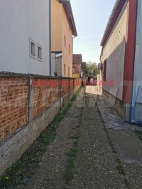 Nekretnina: ZEMUN Vojni put 2-Altina ID: 86878877