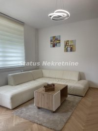 Nekretnina: Grbavica-Namešten Dvosoban stan 48 m2 na Prvom Spratu sa Lepom Terasom-Zakupnina 500e-065/385 8880