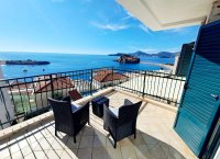 Nekretnina: Sveti Stefan,  139m2 +  27m2 dve terase ,  duplex ,  sa nestvarnim  pogledom  na more