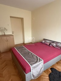 Nekretnina: Dvoiposoban stan u centru ID#2217