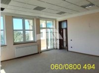 Nekretnina: Poslovno kancelarijski objekat u blizini Pupinovog mosta, Zrenjaninski put ID#1511