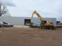 Nekretnina: Poslovno-magacinski objekat na velikom placu