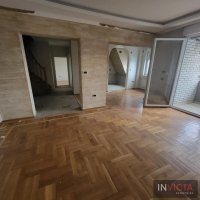 Nekretnina: ČETVOROSOBAN KOD SAJMA