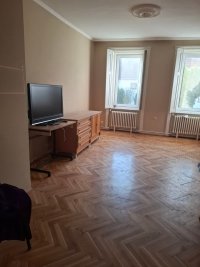 Nekretnina: Kuća blizu centra grada u Subotici, terasa, dvorište