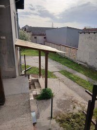 Nekretnina: Kuća blizu centra grada u Subotici, terasa, dvorište