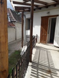 Nekretnina: Kuća blizu centra grada u Subotici, terasa, dvorište