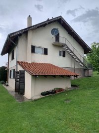 Nekretnina: Prodajem kucu u Rudovcima-Lazarevac