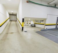 Nekretnina: Prodaja 5 garaznih mesta-Vozdovac