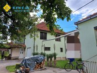 Nekretnina: DVE KUĆE NA PRODAJU KOD VOJNOG ODSEKA