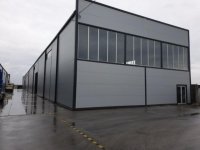 Nekretnina: Nov magacin, sleperski prilaz, parking, 3 rampe