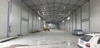 Nekretnina: Nov magacin, sleperski prilaz, parking, 3 rampe