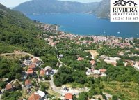 Nekretnina: Prodaje se gradjevinska parcela sa prelijepim pogledom na more Risan Kotor