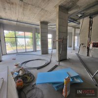 Nekretnina: ULIČNI UGAONI LOKAL