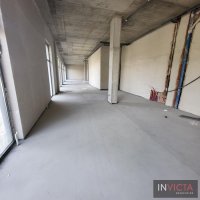 Nekretnina: ULIČNI UGAONI LOKAL