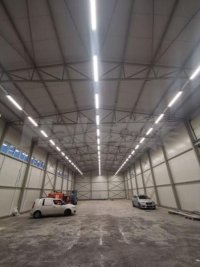 Nekretnina: Izdaju se dve hale u Surcinu, 1600m2