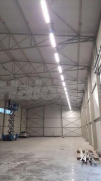 Nekretnina: Izdaju se dve hale u Surcinu, 1600m2