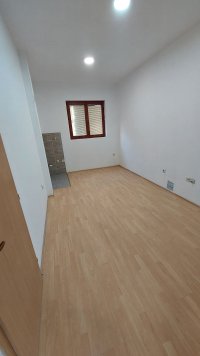 Nekretnina: Poslovni prostor od 79m2, Nis, vise namena