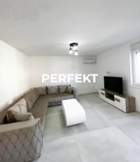 Nekretnina: * LUX DUPLEKS 105 m² – NOV, KOMPLETNO NAMEŠTEN, CENTAR GRADA! ✨*