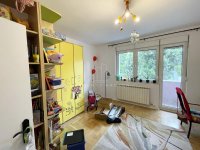 Nekretnina: Senjak, porodična kuća sa dvorištem ID#4056