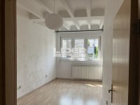 Nekretnina: Izdaje se prostran stan na top lokaciji ID#2753