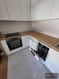 Nekretnina: Jednoiposoban-Radnička-centar, stari grad