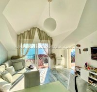 Nekretnina: Na prodaju luksuzni penthouse Sveti Stefan Budva