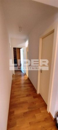 Nekretnina: Voždove kapije novogradnja ID#5215