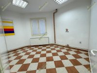 Nekretnina: Izdaje Se Poslovni Prostor 120m2 Zemun, Sava Kovačevića, Milana Uzelca ID#1412