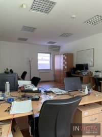 Nekretnina: POSLOVNI PROSTOR U POSL.ZGRADI-CENTAR