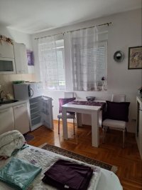 Nekretnina: Prodajem stan kod doma zdravlja Vrnjacka Banja