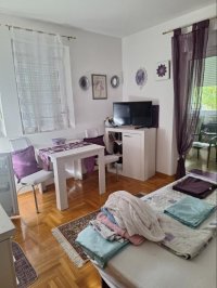 Nekretnina: Prodajem stan kod doma zdravlja Vrnjacka Banja