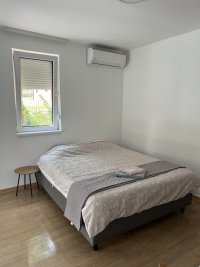 Nekretnina: Prodajem stanove u blizini pijace u Vrnjackoj banji 