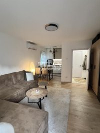 Nekretnina: kompletno namesten, odlicna lokacija, adaptibilan u 1.5 ID#5464