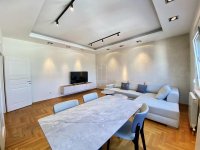 Nekretnina: Banovo Brdo, lux, svetao, prostran ID#4235