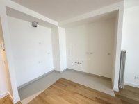 Nekretnina: BW Lumia, sunčan, otvoren pogled na park ID#4247