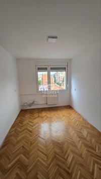 Nekretnina: Dvoiposoban stan kod  Vatrogasnog doma ID#2358