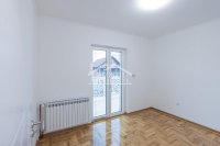 Nekretnina: Voždovac - Jajinci - 417m2 ID#24005