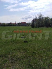 Nekretnina: OKOLNO MESTO-PARAĆIN Džemala Bijedića ID: 826852631