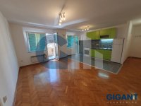 Nekretnina: ZVEZDARA Zahumska ID: 94600304